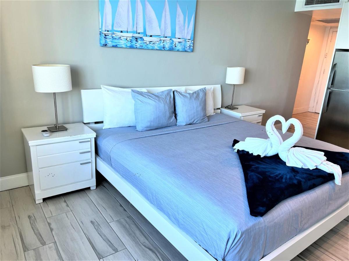 Ocean Front Units At Miami Beach Exterior foto