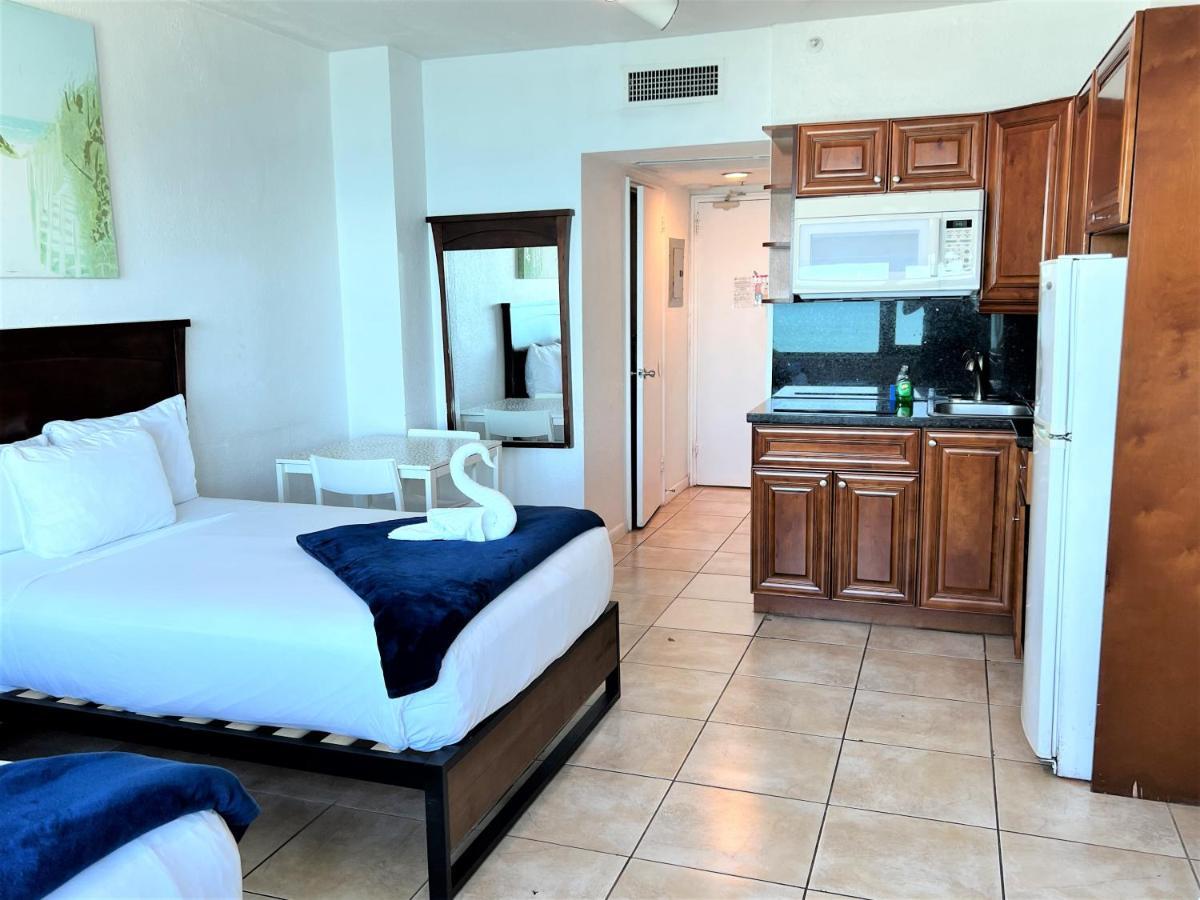 Ocean Front Units At Miami Beach Exterior foto