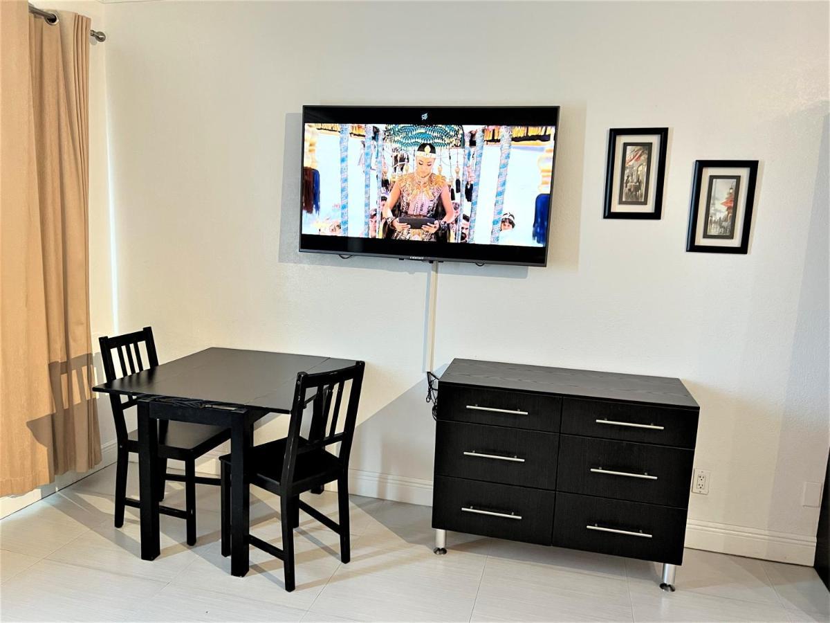 Ocean Front Units At Miami Beach Exterior foto