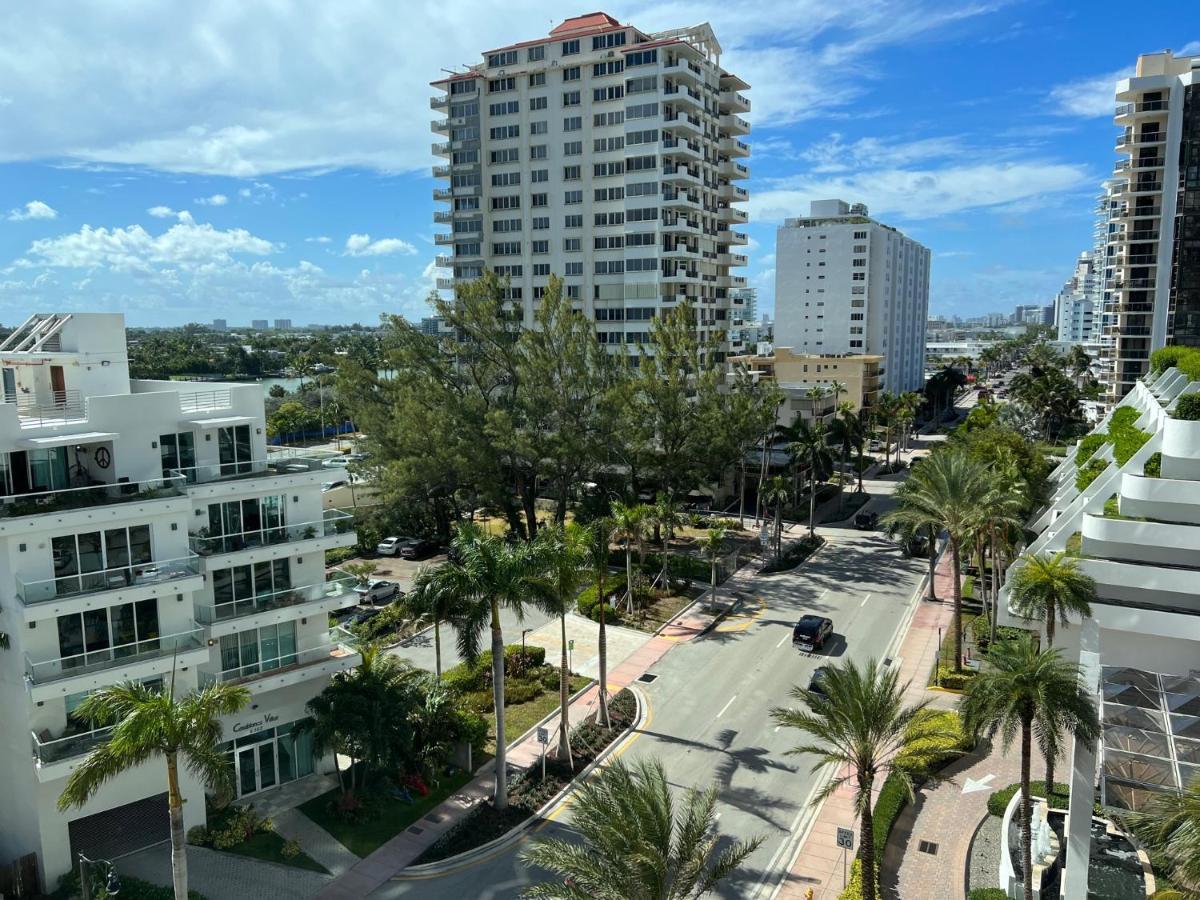 Ocean Front Units At Miami Beach Exterior foto